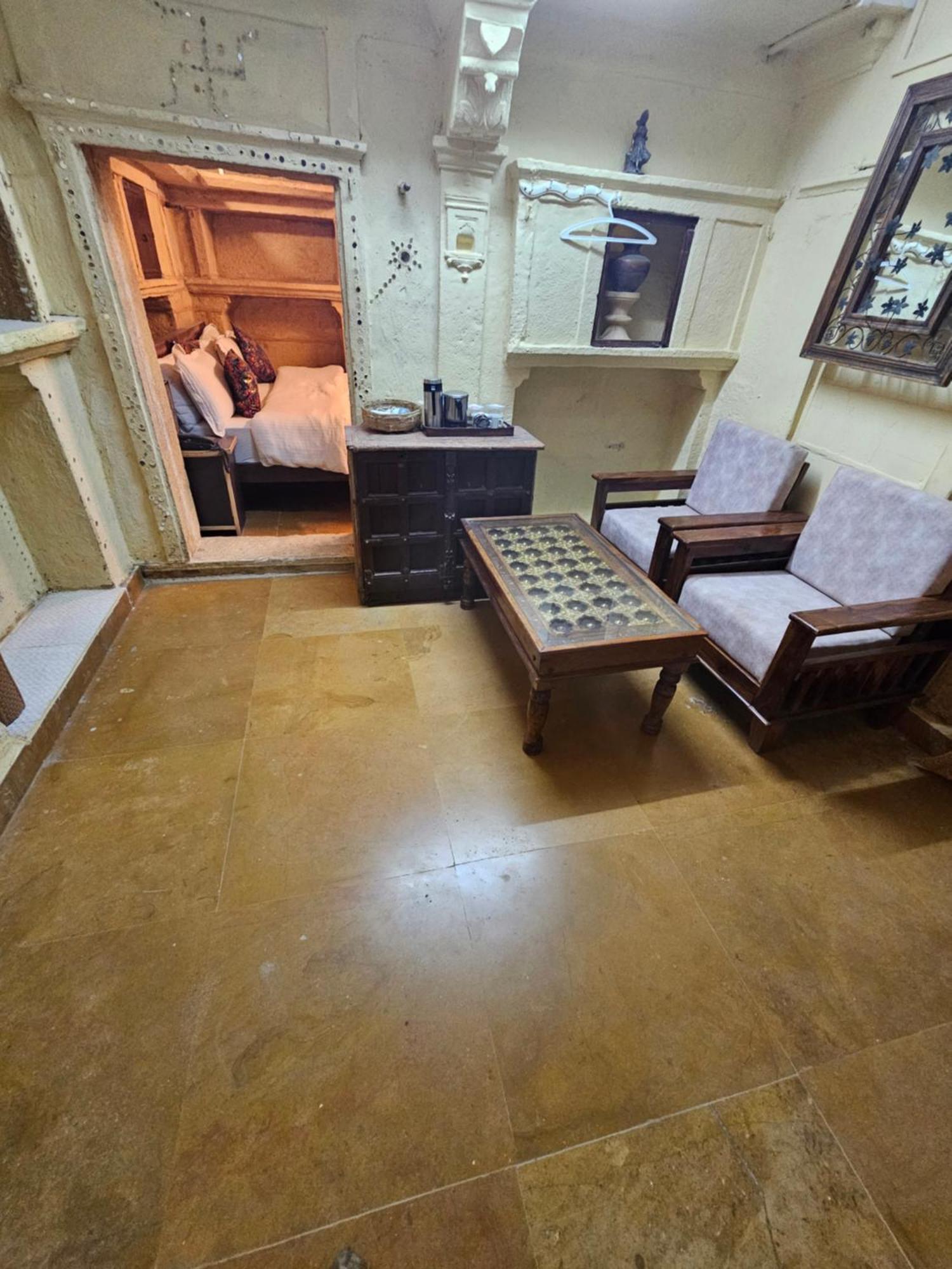 Desert Haveli Guest House ไจซัลเมอร์ ห้อง รูปภาพ