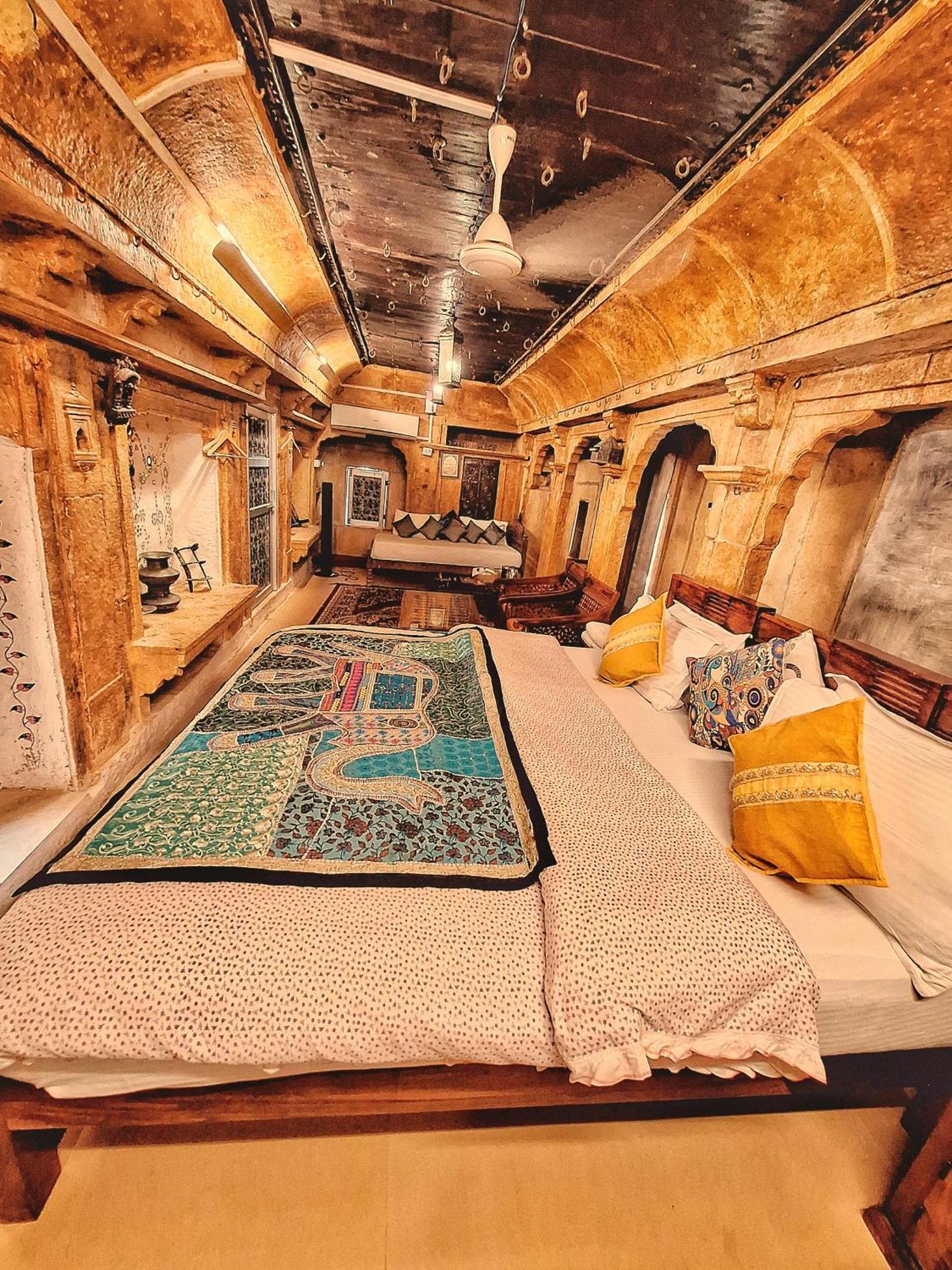 Desert Haveli Guest House ไจซัลเมอร์ ห้อง รูปภาพ