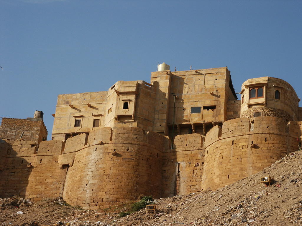 Desert Haveli Guest House ไจซัลเมอร์ ภายนอก รูปภาพ