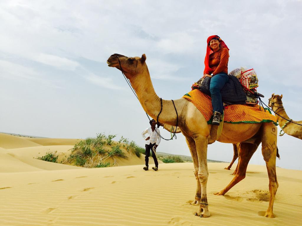 Desert Haveli Guest House ไจซัลเมอร์ ภายนอก รูปภาพ