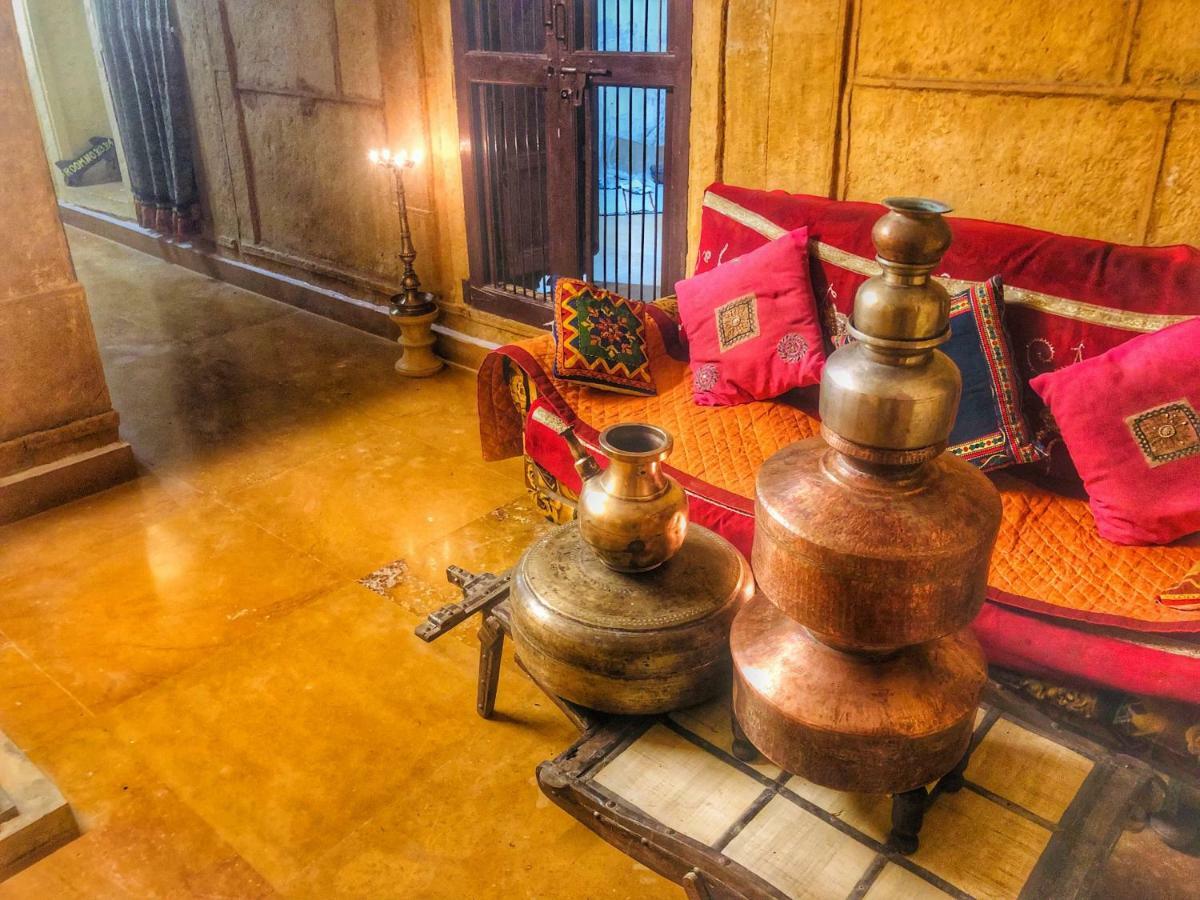 Desert Haveli Guest House ไจซัลเมอร์ ภายนอก รูปภาพ