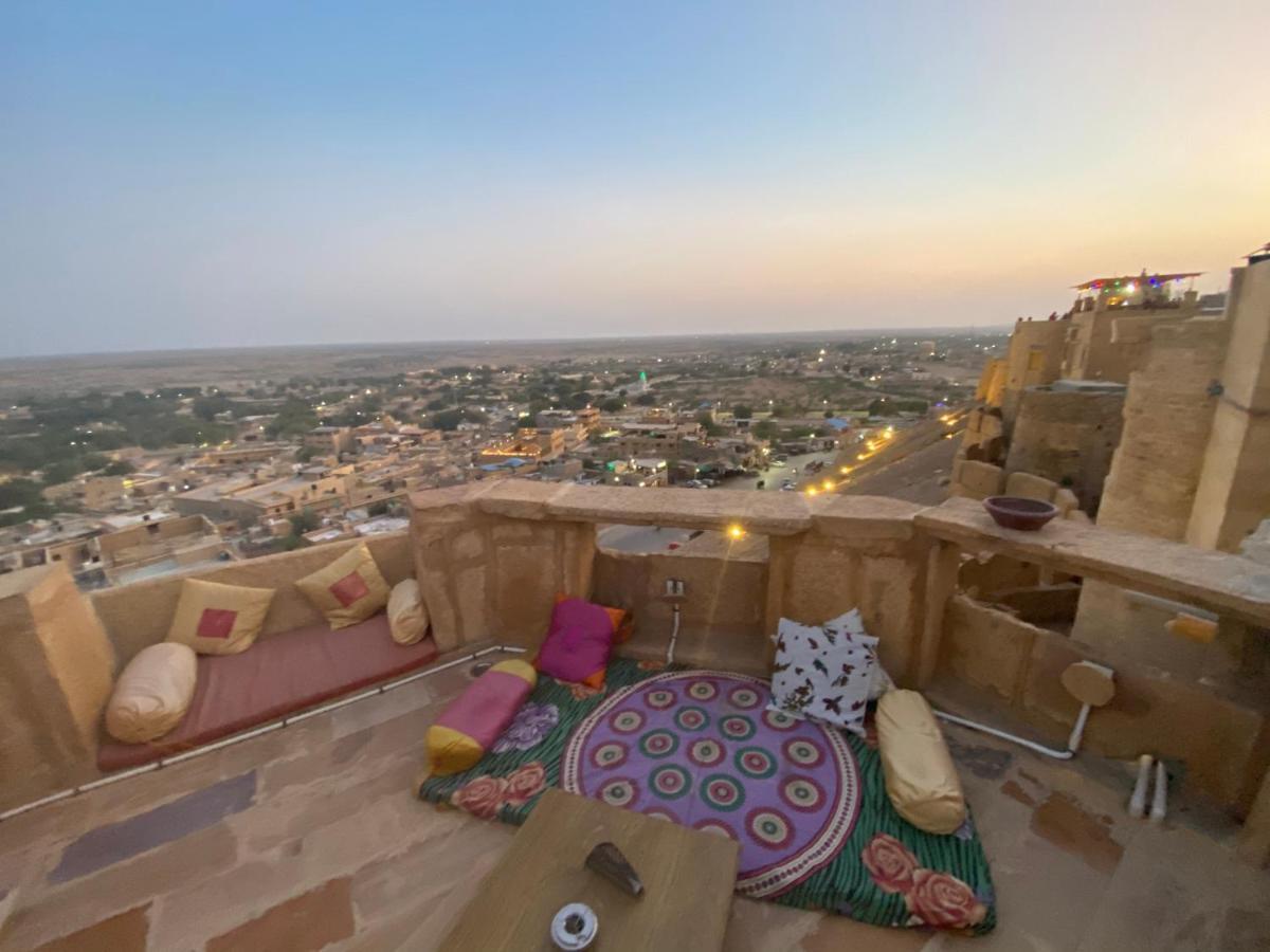 Desert Haveli Guest House ไจซัลเมอร์ ภายนอก รูปภาพ